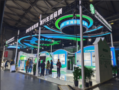 假宣传：焦点劣势：以「全球当地化」办事收集